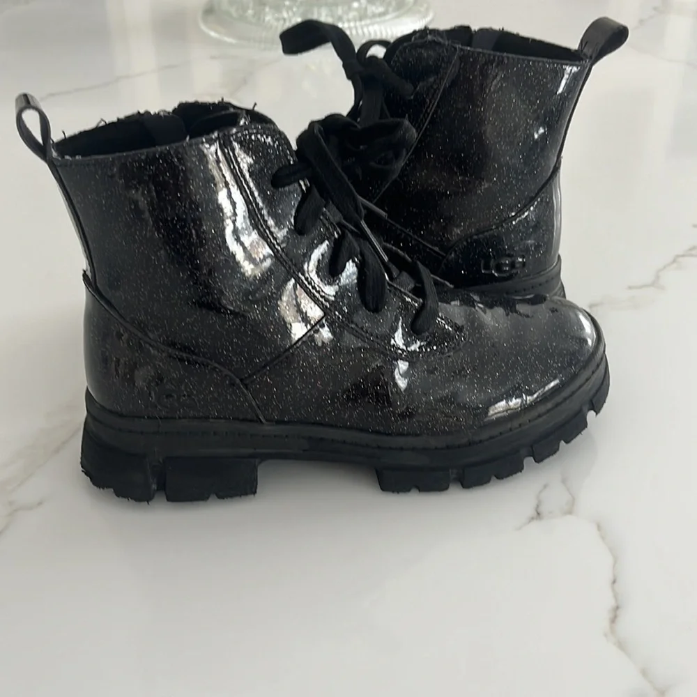 UGG shiny patent